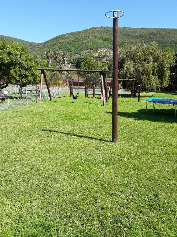 Brenton Lake Holiday Cottages Kültér fotó